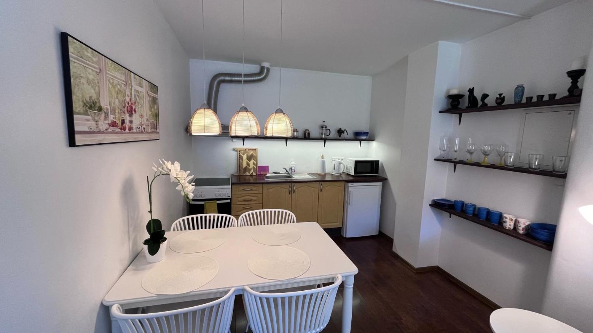 Mereranna Apartment 5 Куресааре Екстериор снимка